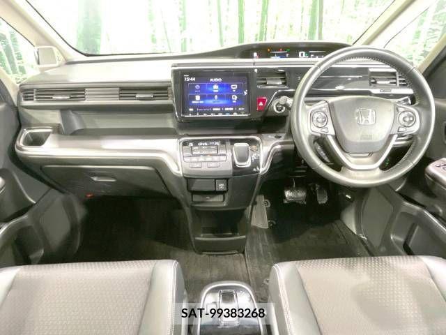 Honda e 2018-02 394345-1