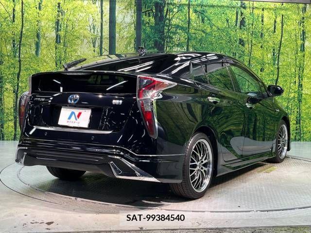 Toyota PRIUS 2016-08 393352-16