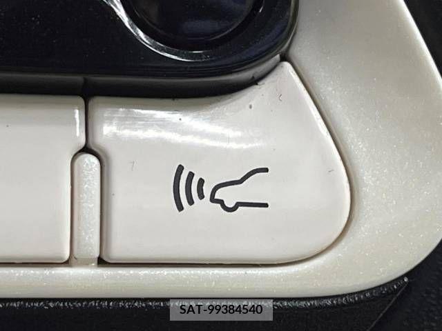 Toyota PRIUS 2016-08 393352-5