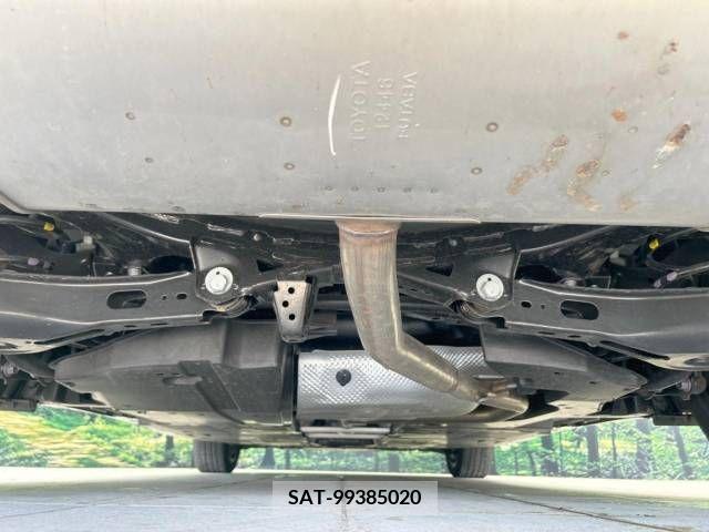 Toyota PRIUS 2023-03 348864-19