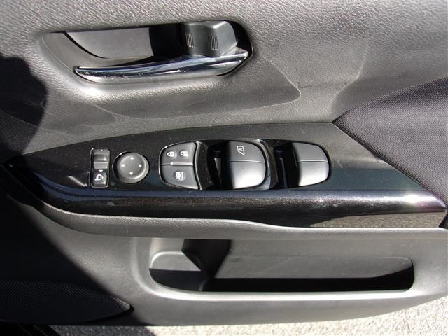 Nissan SERENA 2016-11 2717-22