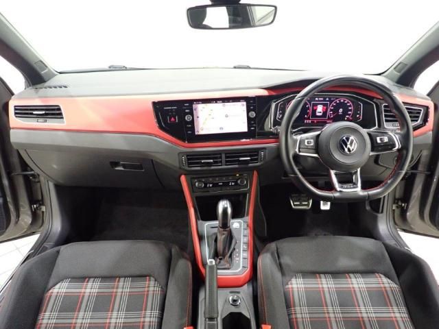 VolksWagen POLO 2021-01 9507-14