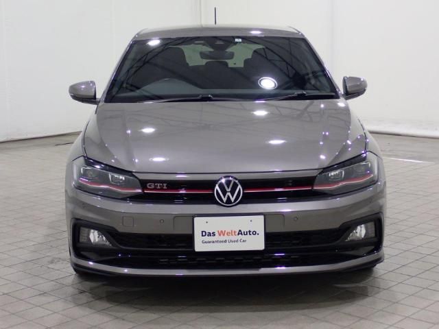 VolksWagen POLO 2021-01 9507-3