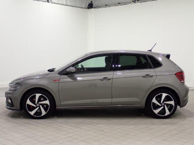 VolksWagen POLO 2021-01 9507-8