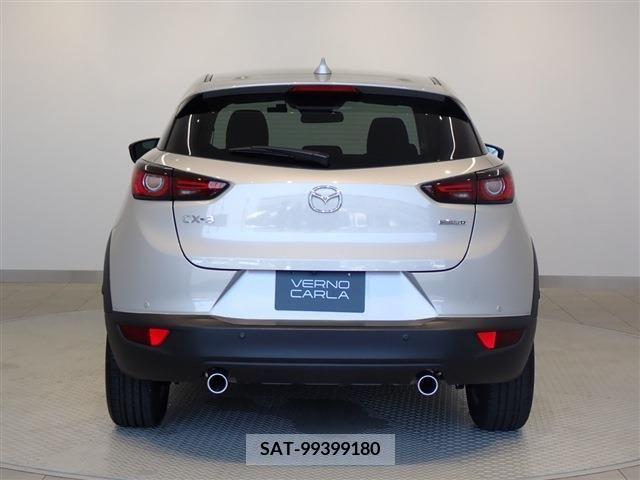 Mazda CX-3 2022-07 358431-6