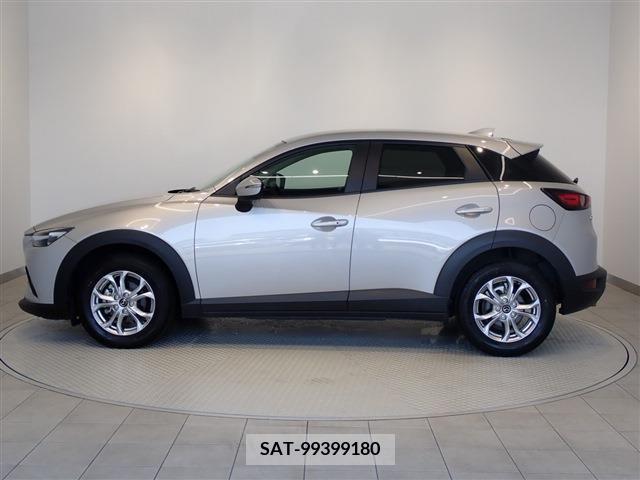 Mazda CX-3 2022-07 358431-4
