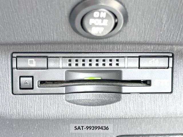 Toyota PRIUS 2015-03 282301-4