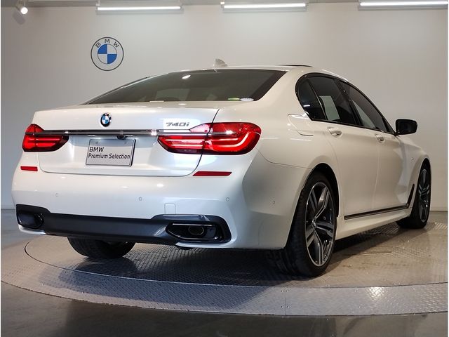 Bmw 7 SERIES 2018-04 9380-2
