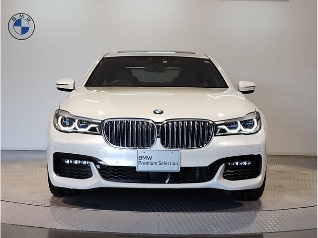 Bmw 7 SERIES 2018-04 9380-3