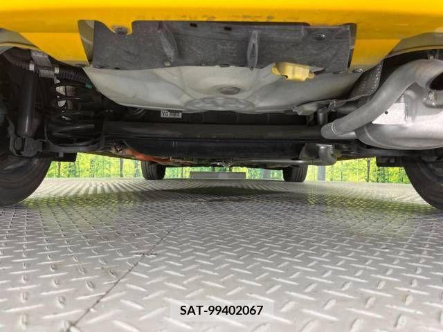 Toyota AQUA 2015-07 250231-19