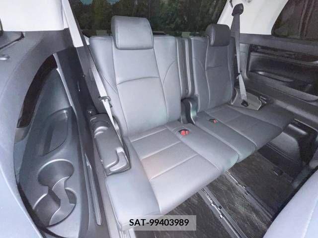 Toyota ALPHARD 2022-10 382653-10