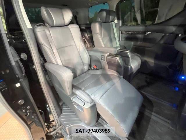 Toyota ALPHARD 2022-10 382653-9