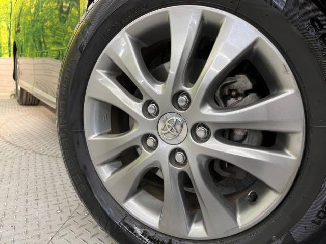 Toyota VOXY 2013-11 28426-14
