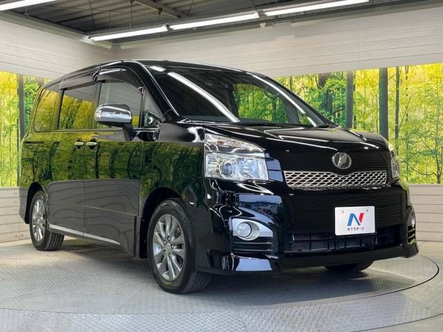 Toyota VOXY 2013-11 28426-17