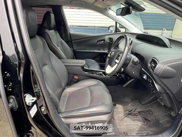 Toyota PRIUS PHV 2017-02 282541-7