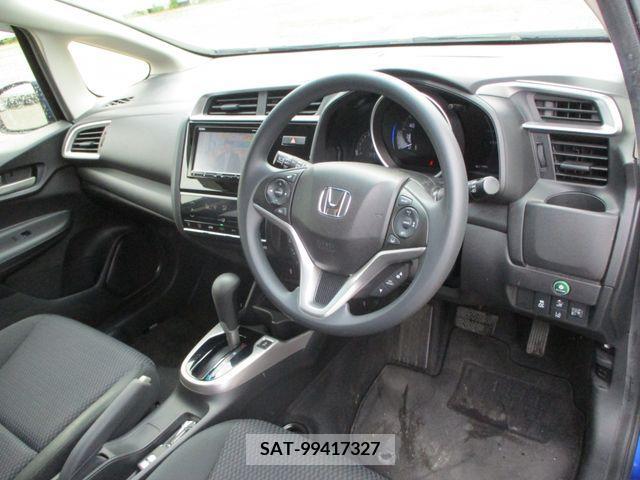 Honda FIT 2019-09 338422-1