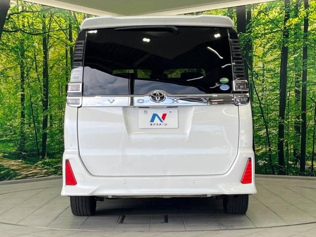 Toyota VOXY 2019-06 192817-17