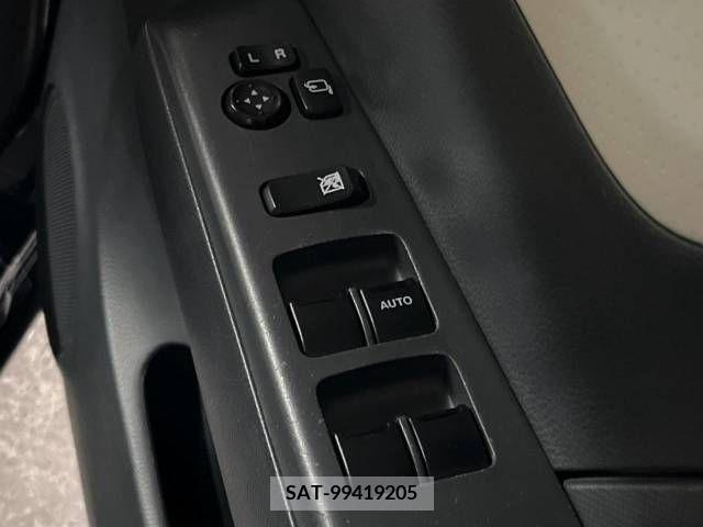 Nissan MOCO 2012-08 364065-5