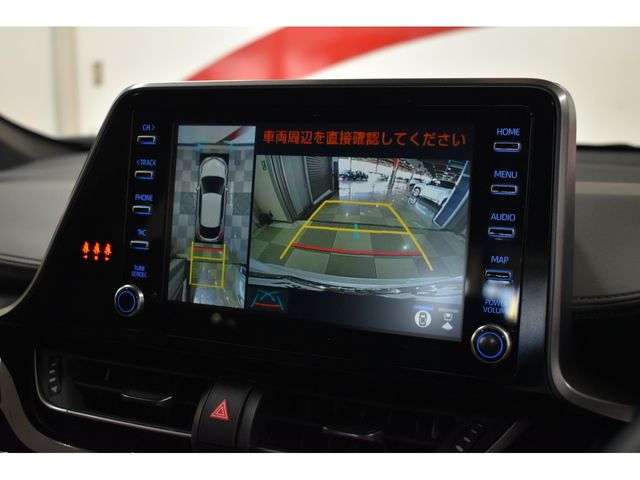 Toyota C-HR 2021-04 17522-13