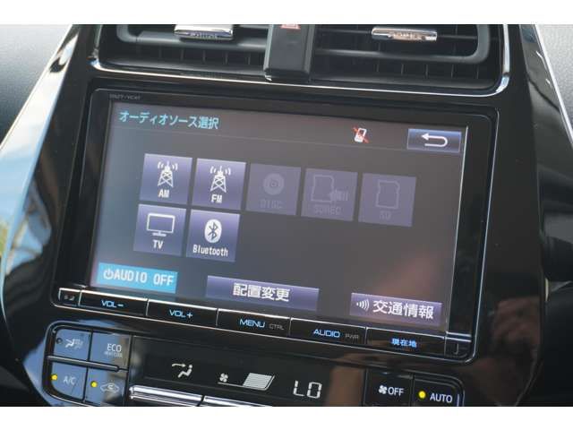 Toyota PRIUS 2017-10 10864-11