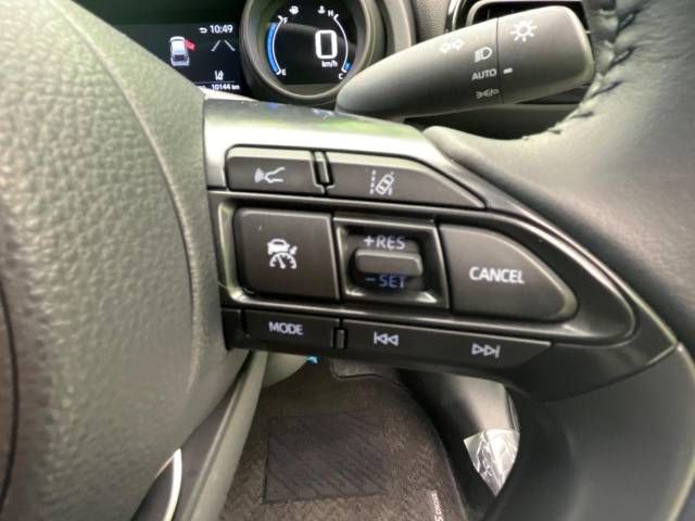 Toyota YARIS CROSS 2023-06 13790-5