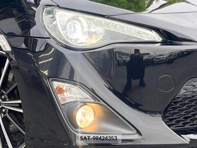Toyota 86 2013-05 258557-13