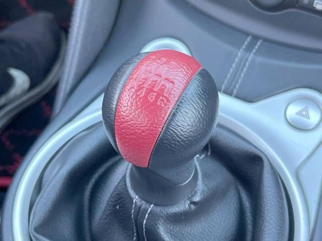 Nissan FAIRLADY Z 2010-04 184610-2