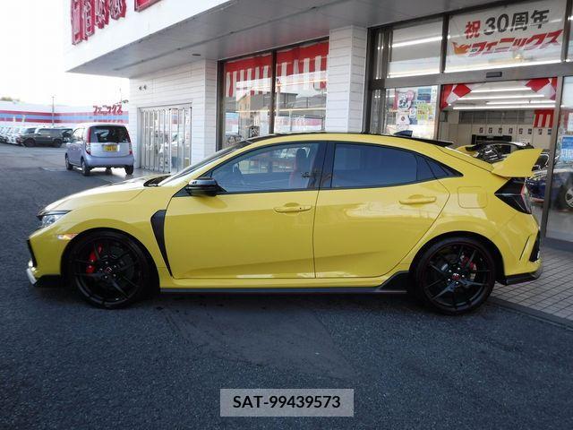 Honda CIVIC 2021-03 201332-4