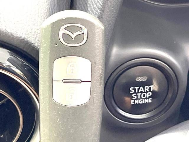 Mazda DEMIO 2015-11 10224-6