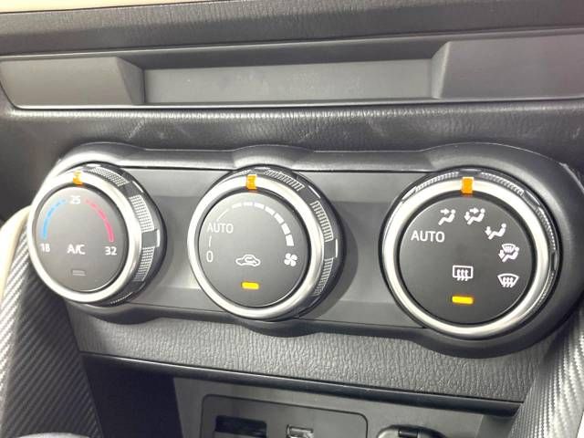 Mazda DEMIO 2015-11 10224-7
