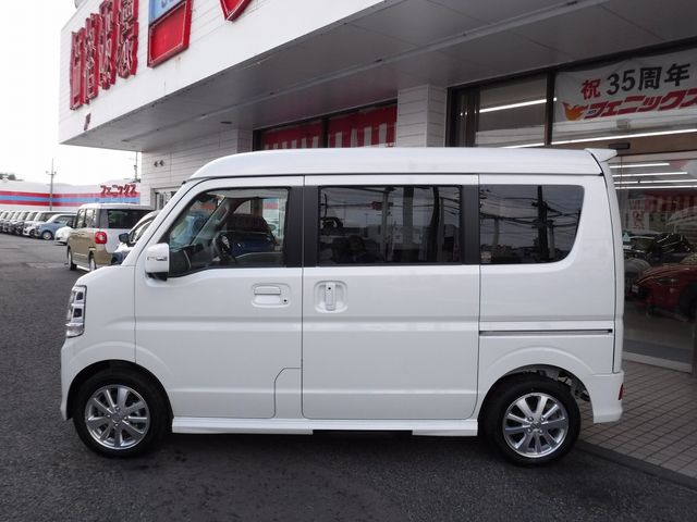 Suzuki EVERY WAGON 2022-11 17355-4