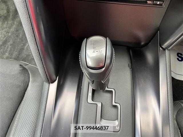 Nissan GT-R 2011-12 273519-28