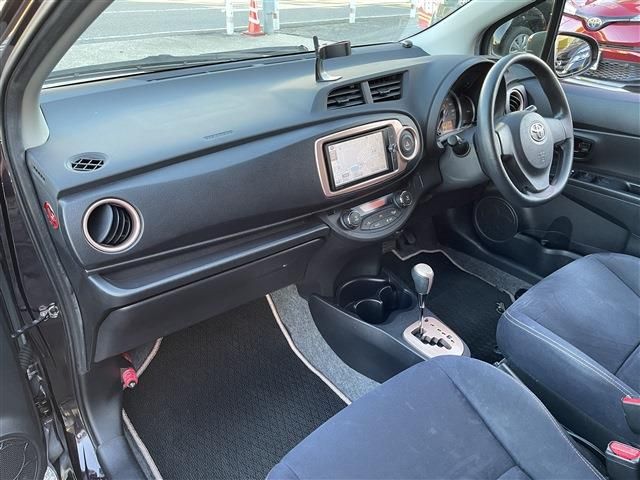 Toyota VITZ 2014-02 26747-15
