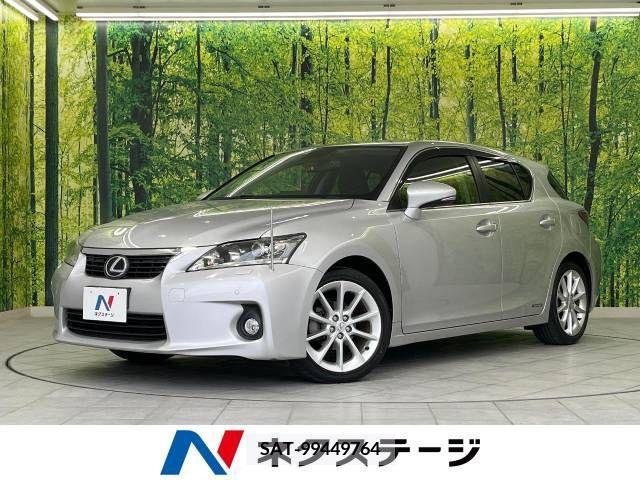 Lexus CT 2011-08 322661-0