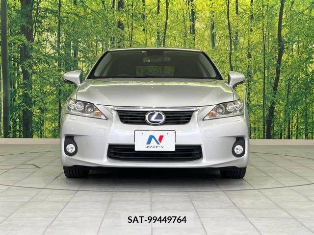 Lexus CT 2011-08 322661-14