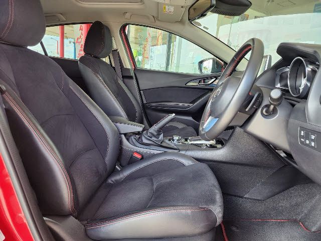 Mazda AXELA SPORT 2014-07 12820-9