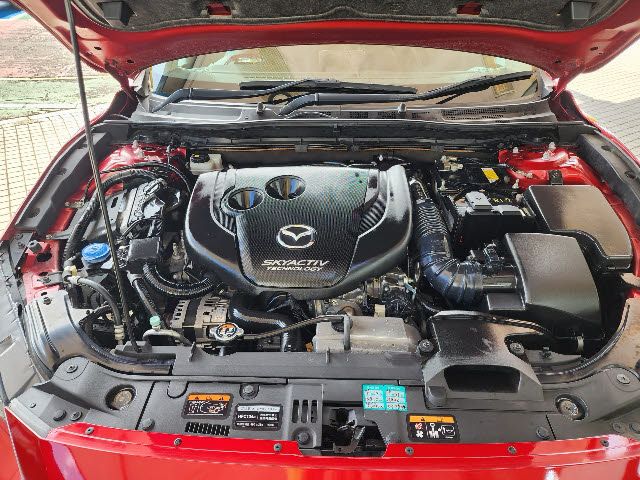 Mazda AXELA SPORT 2014-07 12820-27