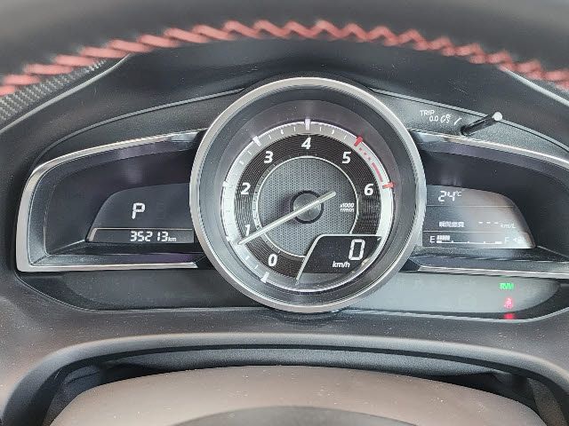 Mazda AXELA SPORT 2014-07 12820-7