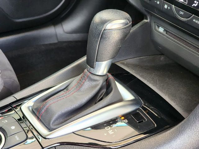 Mazda AXELA SPORT 2014-07 12820-19
