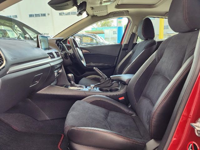 Mazda AXELA SPORT 2014-07 12820-12
