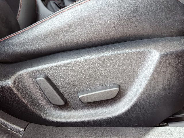 Mazda AXELA SPORT 2014-07 12820-16