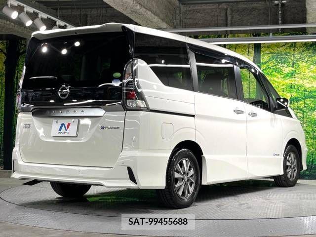 Nissan SERENA 2018-10 284265-18