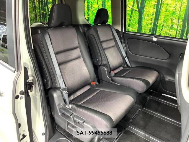 Nissan SERENA 2018-10 284265-9