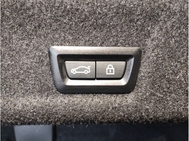 Bmw 3 SERIES 2019-11 11792-26