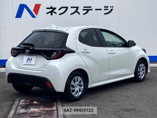 Toyota YARIS 2022-03 308781-17