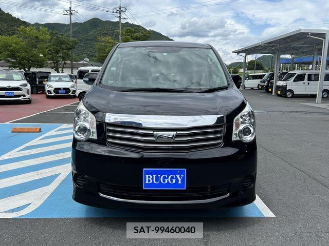 Toyota NOAH 2013-11 380753-29
