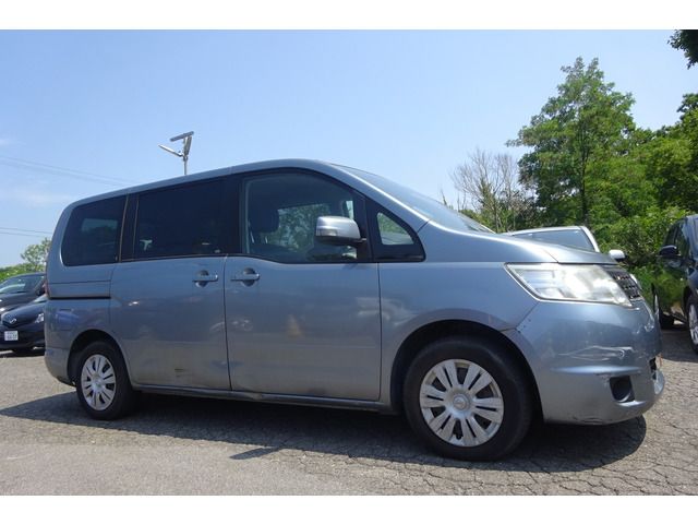 Nissan SERENA 2010-08 17044-7