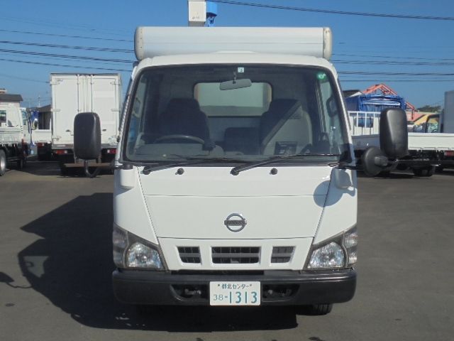 Nissan ATLAS 2007-02 17268-9