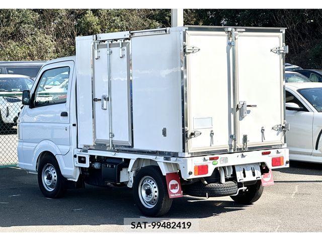Nissan CLIPPER 2019-08 215561-12