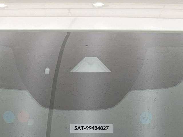 Mazda CX-30 2023-03 220470-4
